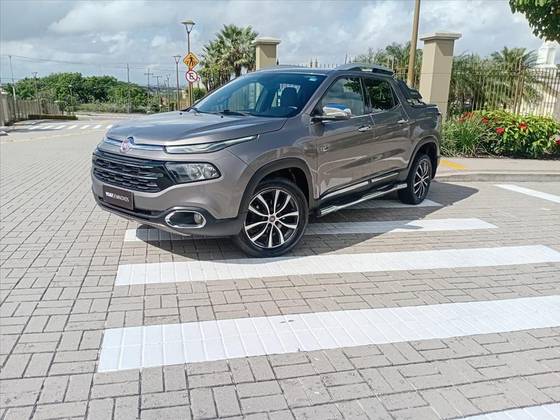 FIAT TORO 2.0 16V TURBO DIESEL RANCH 4WD AT9